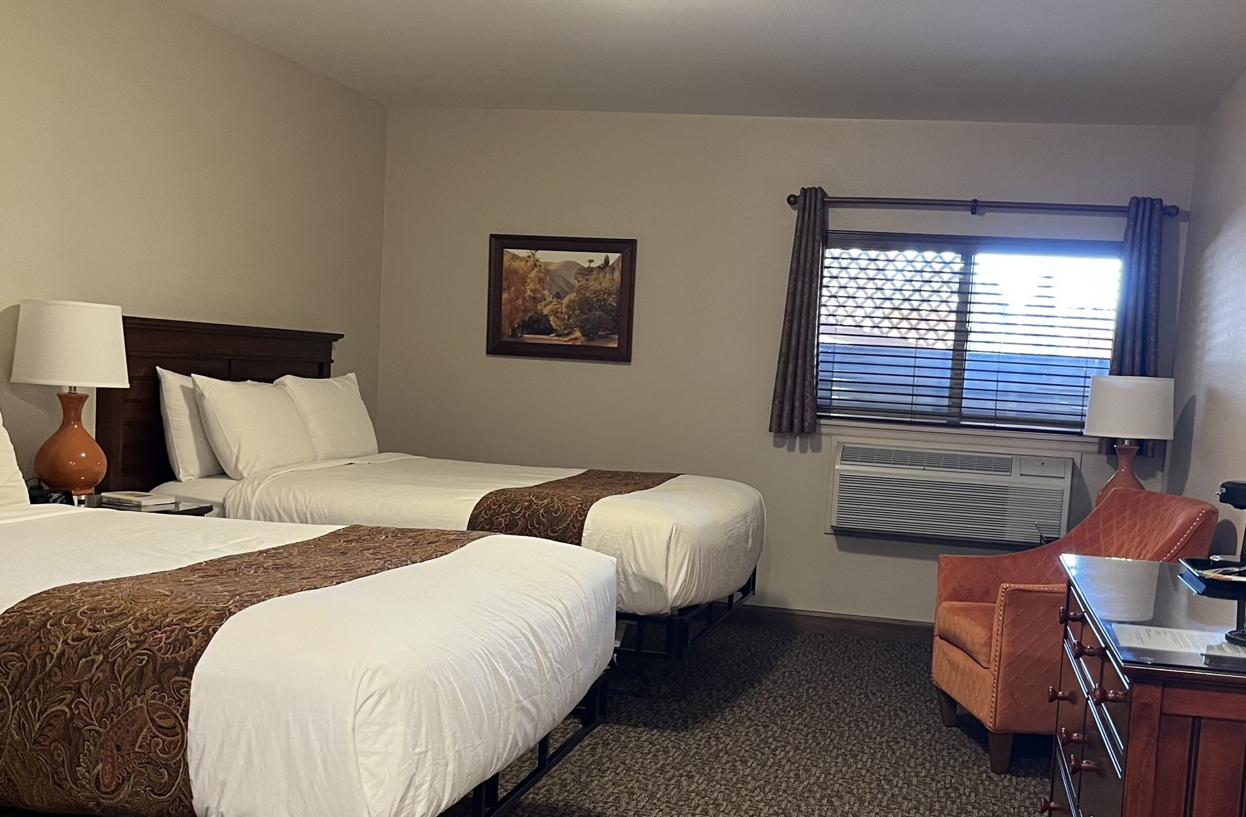 Glenview LL deck lattice crop same ratio